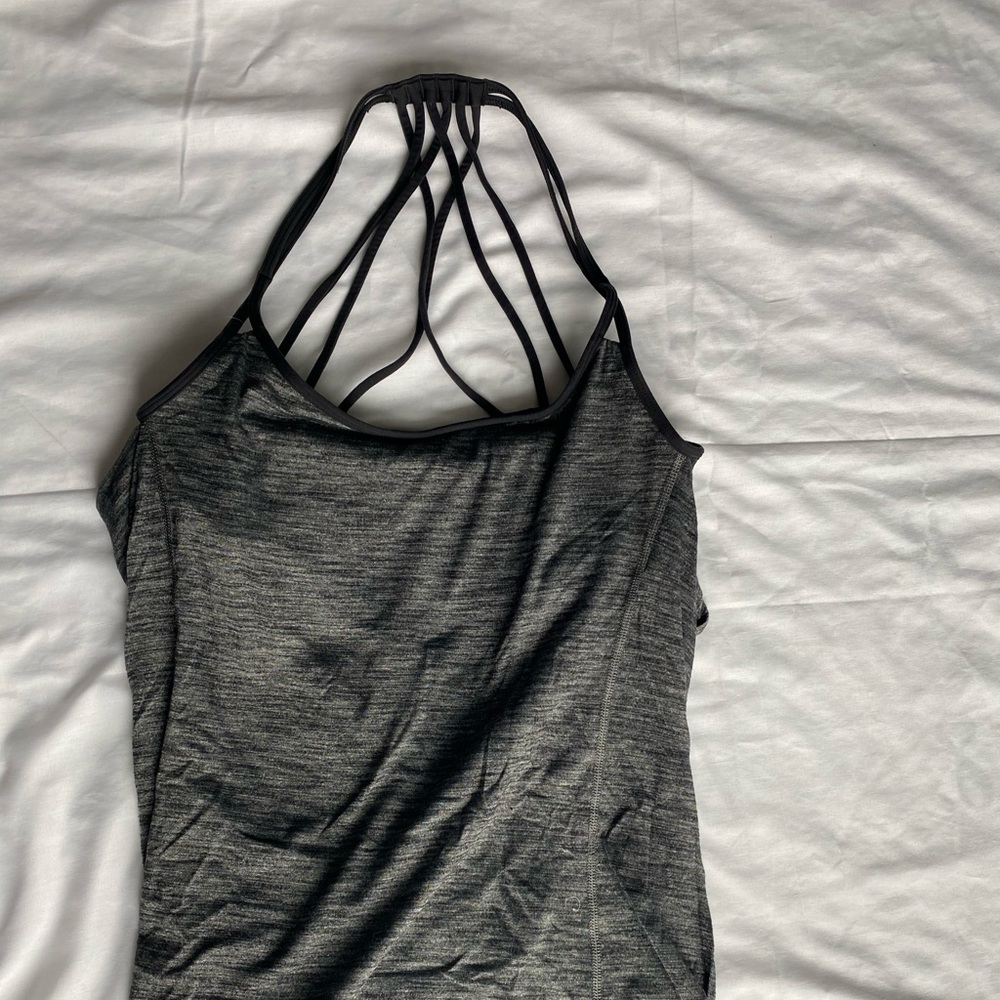 Lululemon open back tank with bra